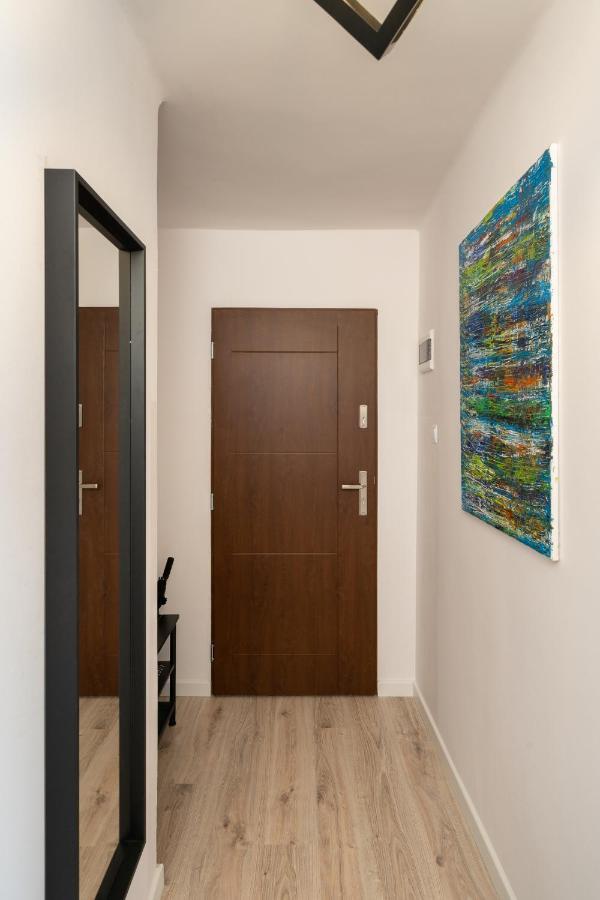 Staymoovers - Ladne Mieszkanie W Poblizu Energylandii - Parking Zator Εξωτερικό φωτογραφία